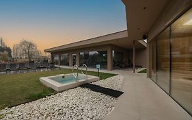 Mjus Resort & Thermal Park